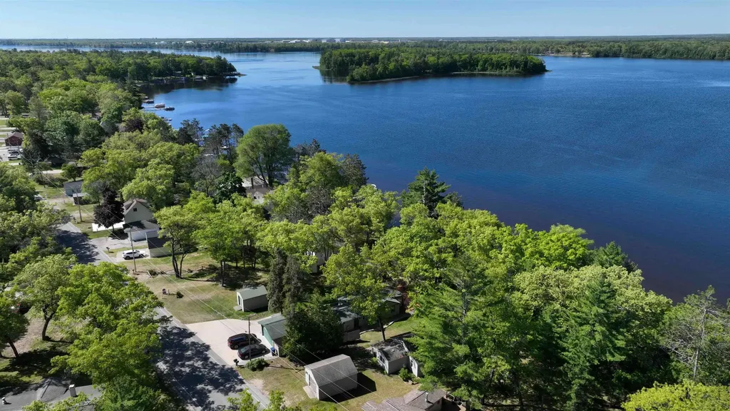 7235 Loud Drive Oscoda Charter Township MI 48750