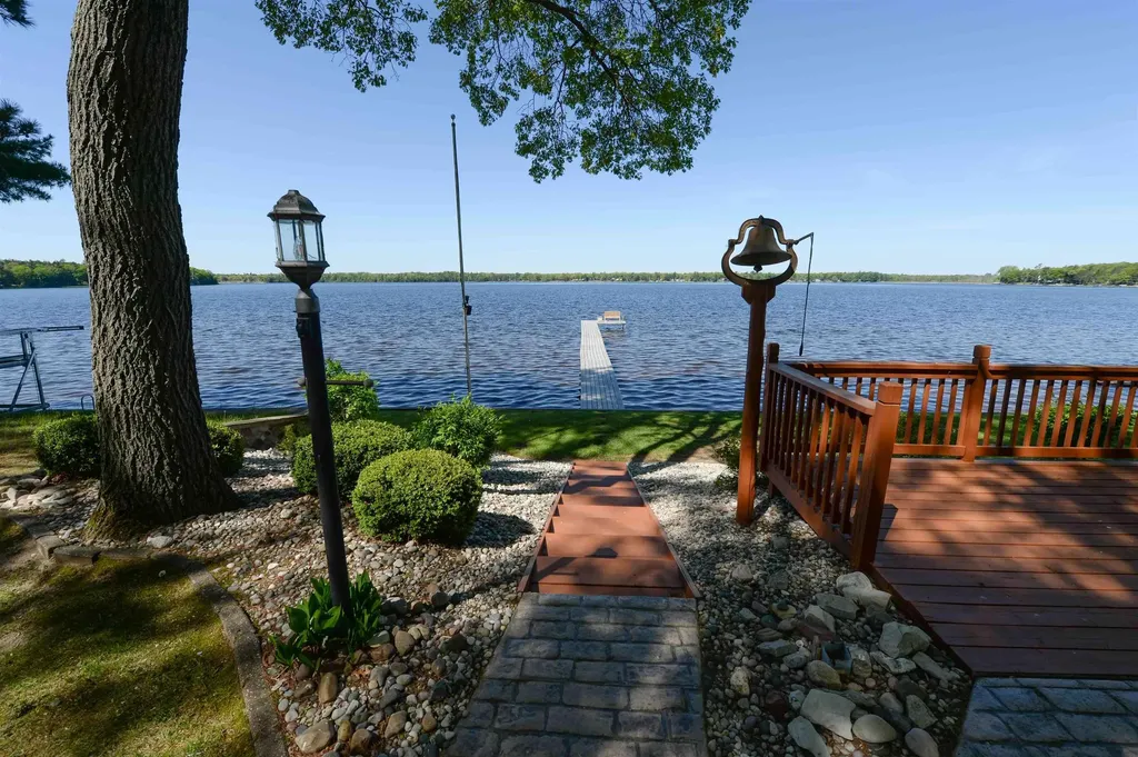 7235 Loud Drive Oscoda Charter Township MI 48750