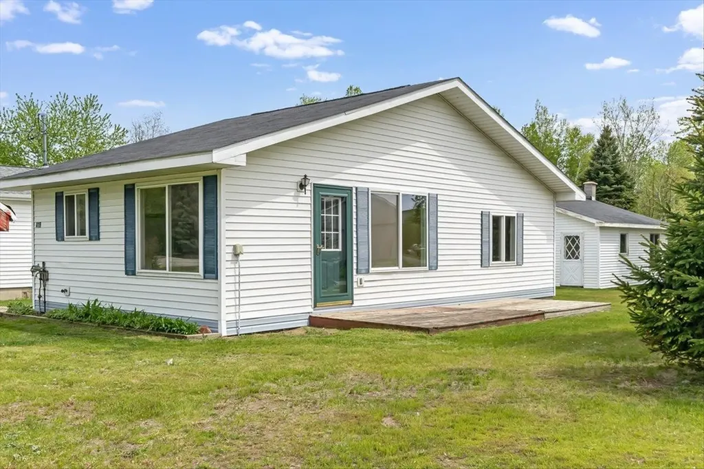 418 East Main Street Plainfield Township MI 48739