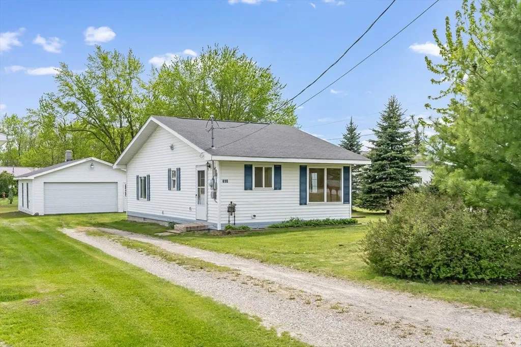 418 East Main Street Plainfield Township MI 48739