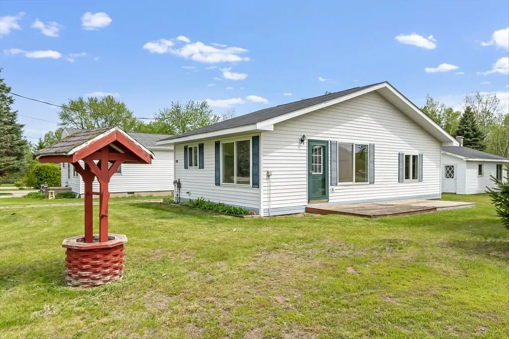 418 East Main Street Plainfield Township MI 48739