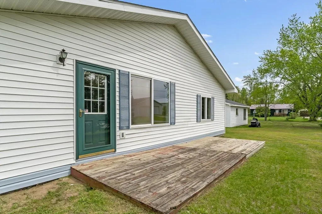 418 East Main Street Plainfield Township MI 48739