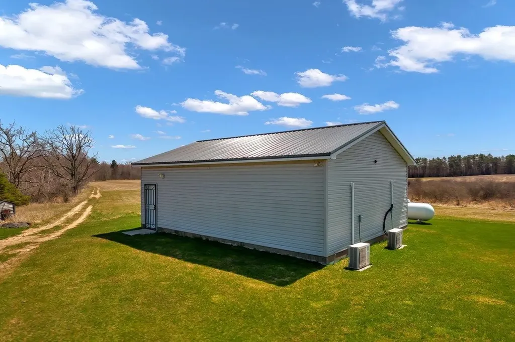 4374 E County Line Road Plainfield Township MI 48739