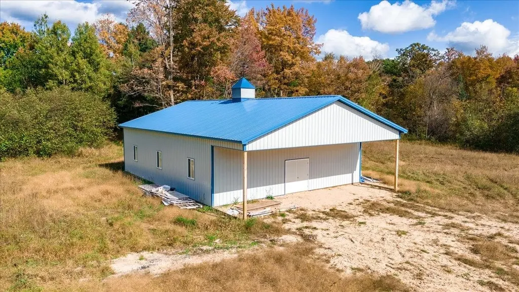 4374 E County Line Road Plainfield Township MI 48739