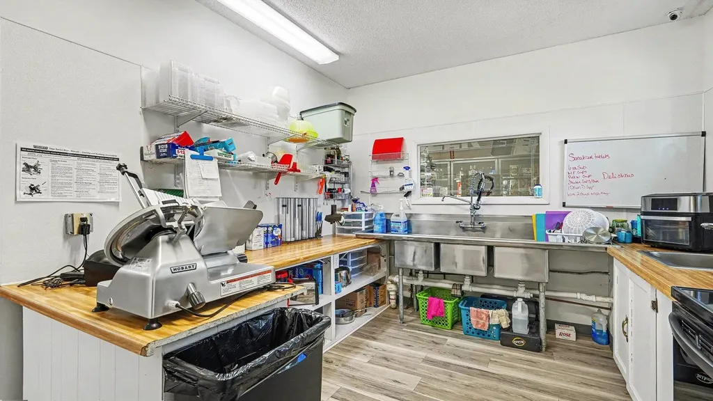 4997 East Main Street Plainfield Township MI 48739