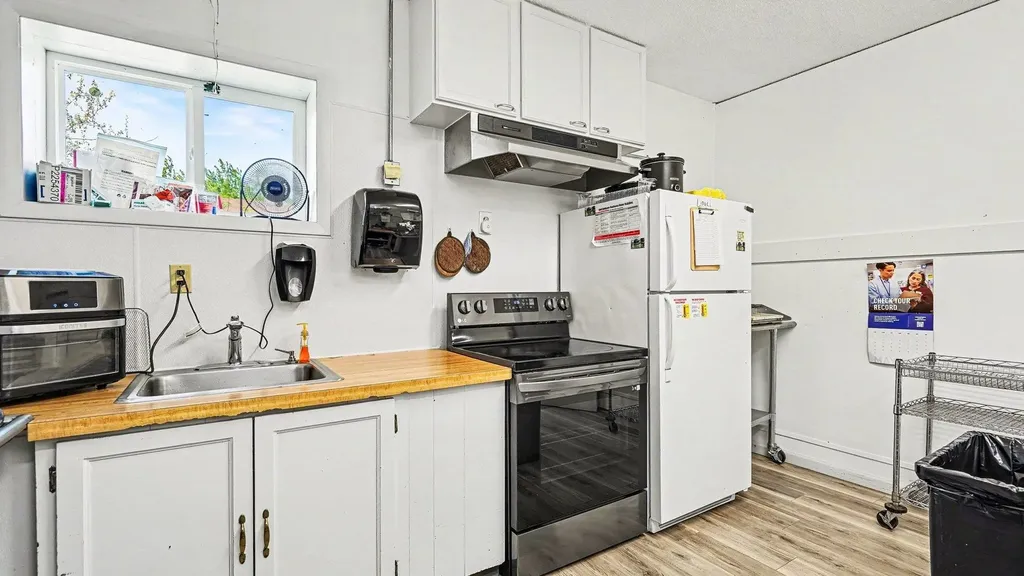 4997 East Main Street Plainfield Township MI 48739