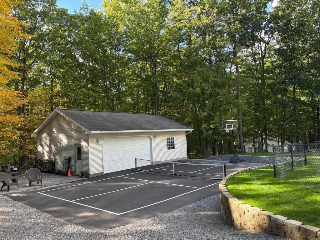 10603 Tall Oaks Court Gerrish Township MI 48653