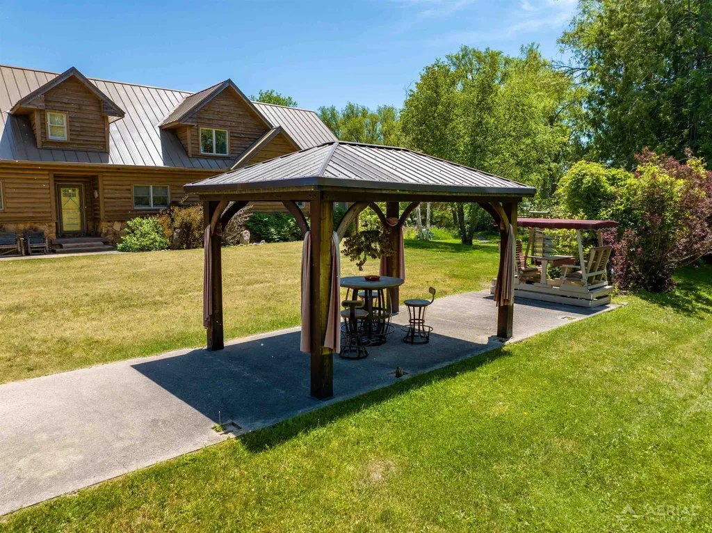 173 N Second Street West Branch Township MI 48661