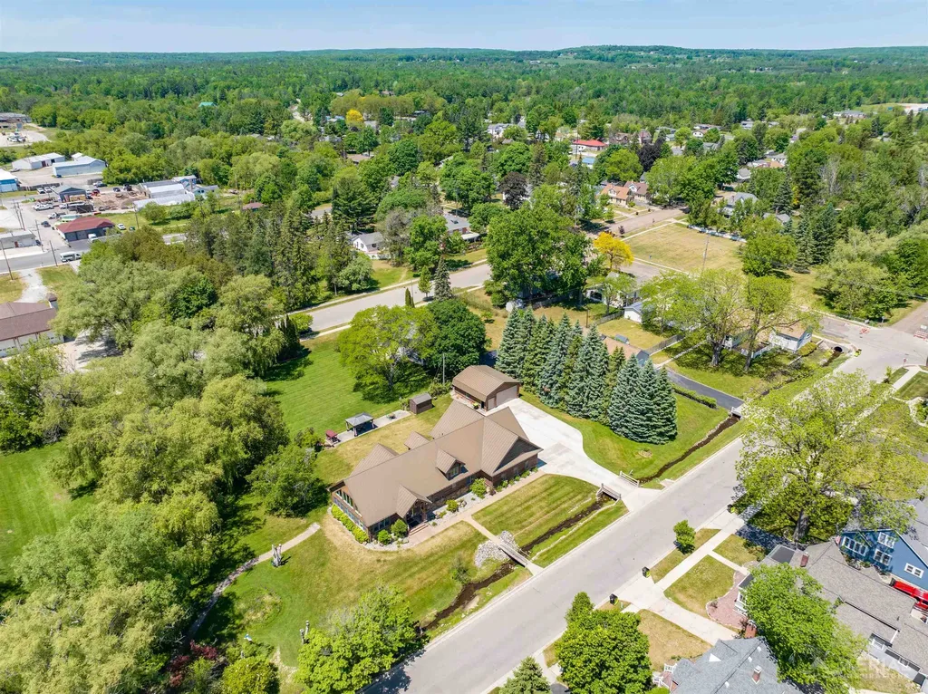 173 N Second Street West Branch Township MI 48661