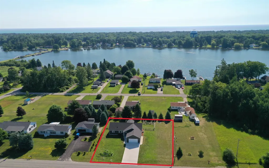7580 W Cedar Lake Road Oscoda Charter Township MI 48750