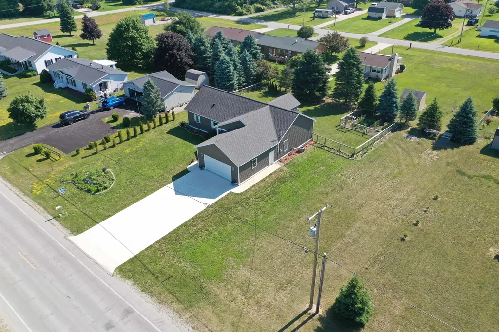 7580 W Cedar Lake Road Oscoda Charter Township MI 48750