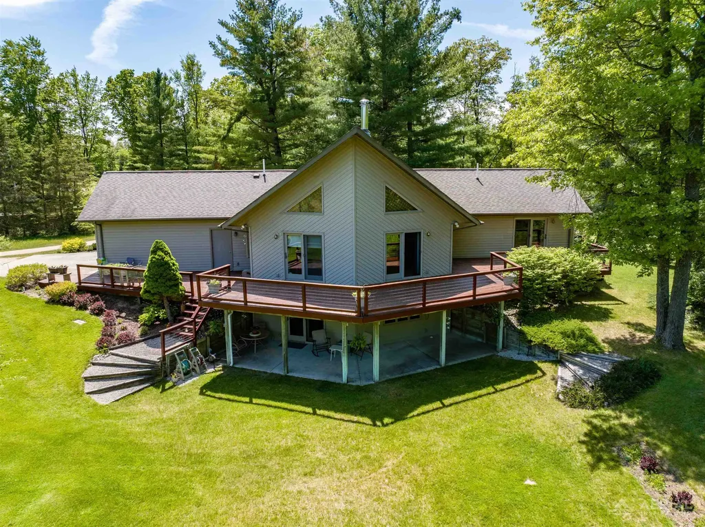 2022 N Clear Lake Road Foster Township MI 48661