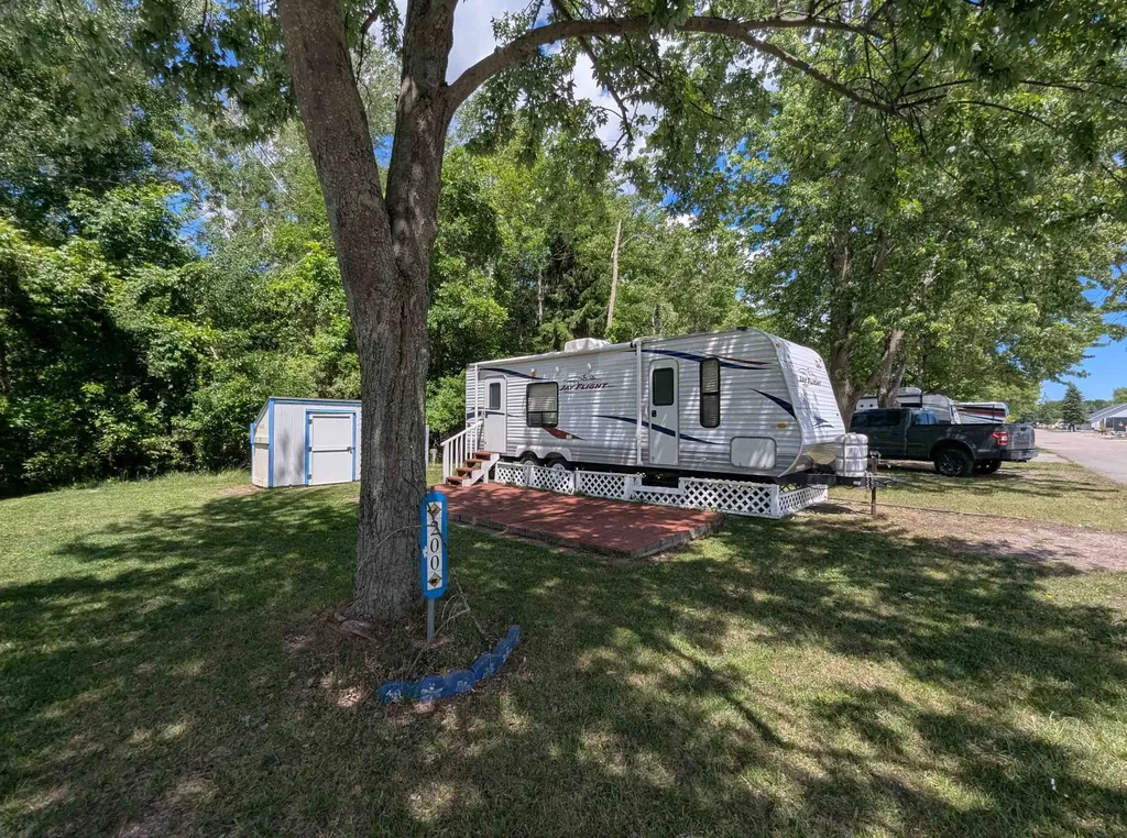 831 S Main Street Sims Township MI 48703