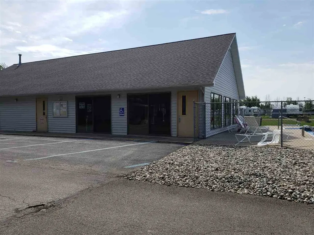 831 S Main Street Sims Township MI 48703