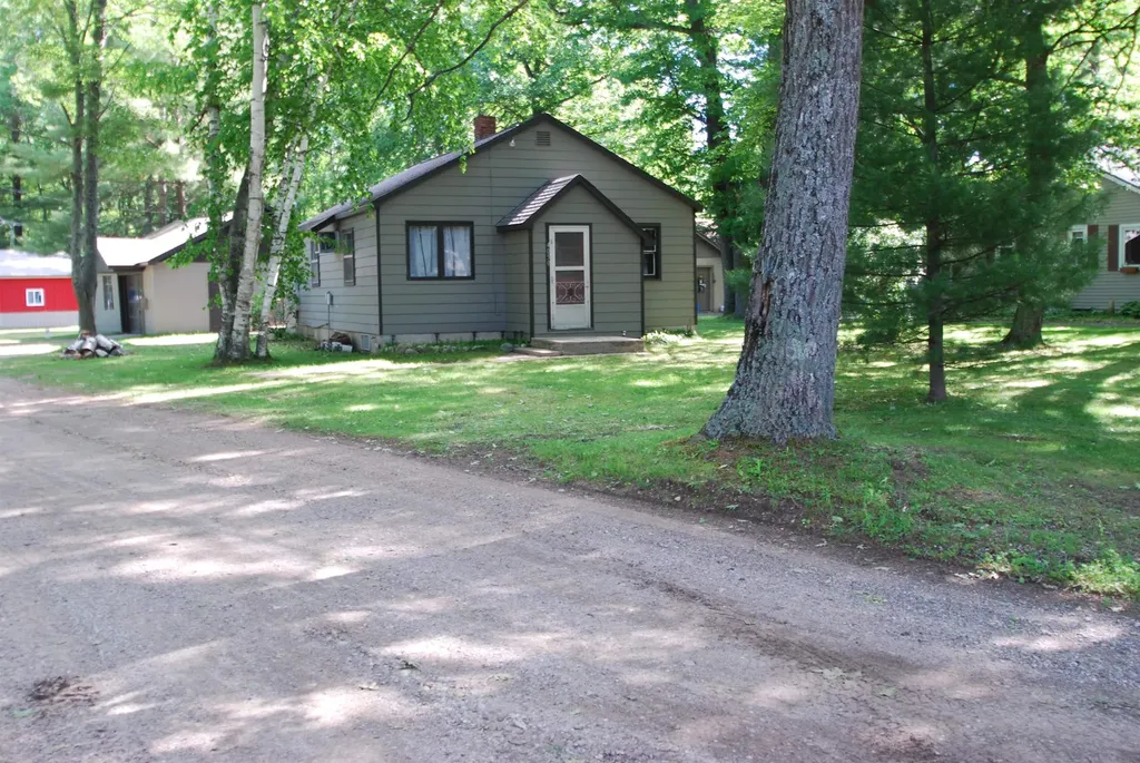 4050 Grass Lake Road Foster Township MI 48661