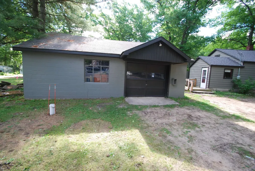 4050 Grass Lake Road Foster Township MI 48661