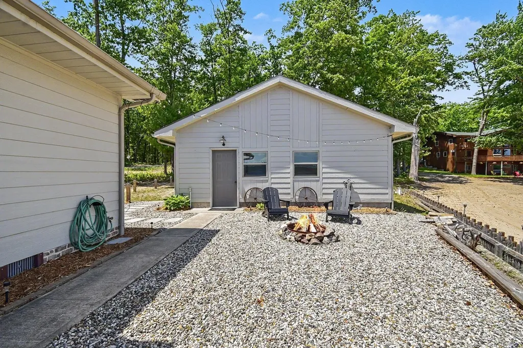 2280 Bliss Lane Plainfield Township MI 48748