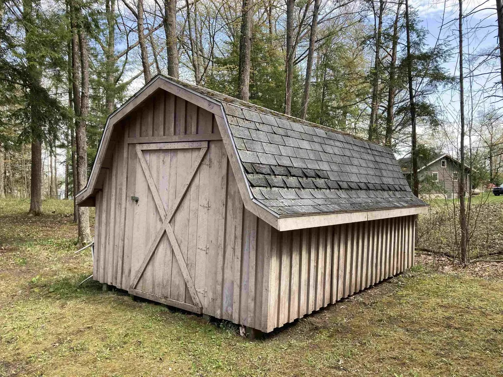 2866 Main Street Hill Township MI 48635