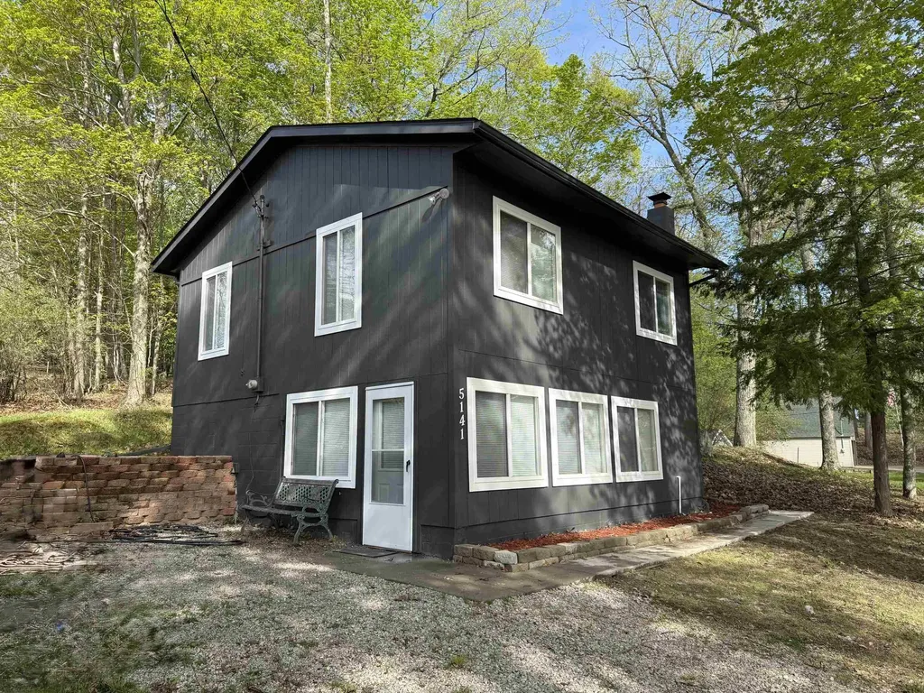5141 Lake Street Curtis Township MI 48737
