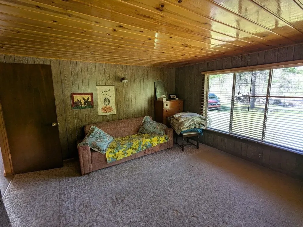4327 Vaughn Trail Plainfield Township MI 48748