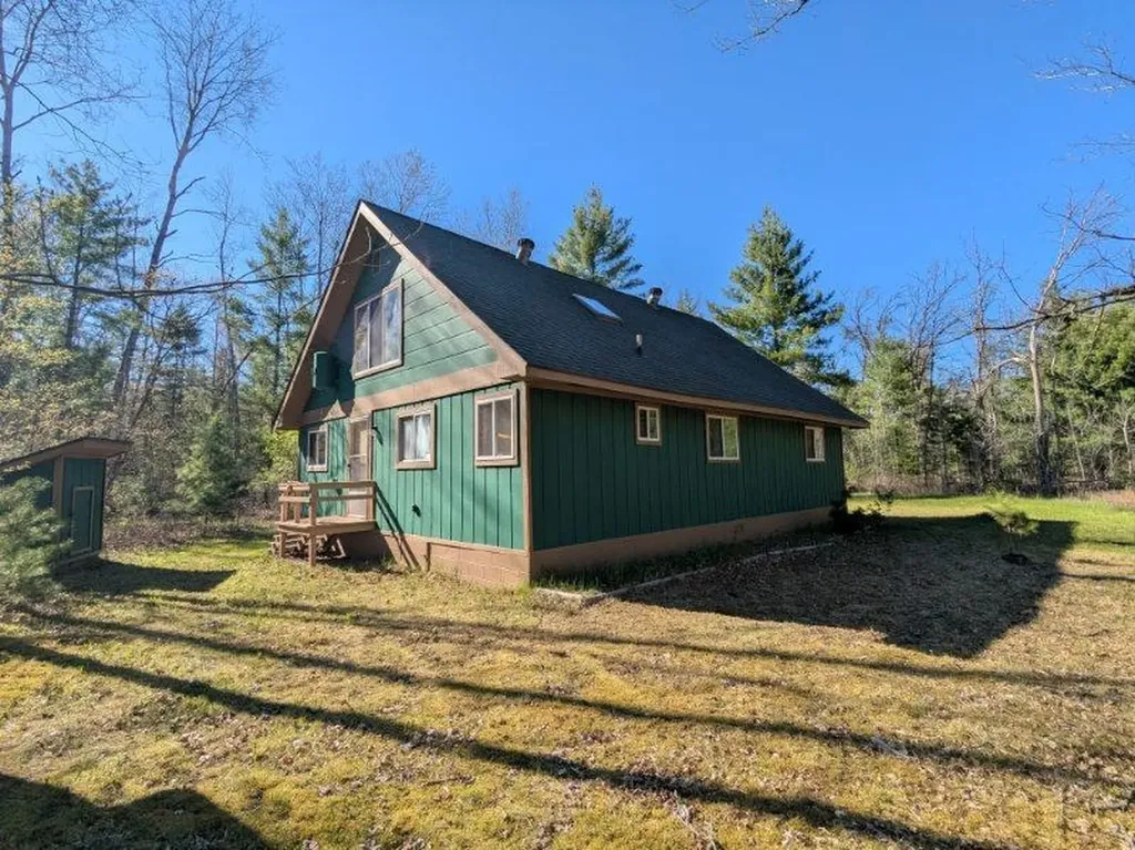 4327 Vaughn Trail Plainfield Township MI 48748