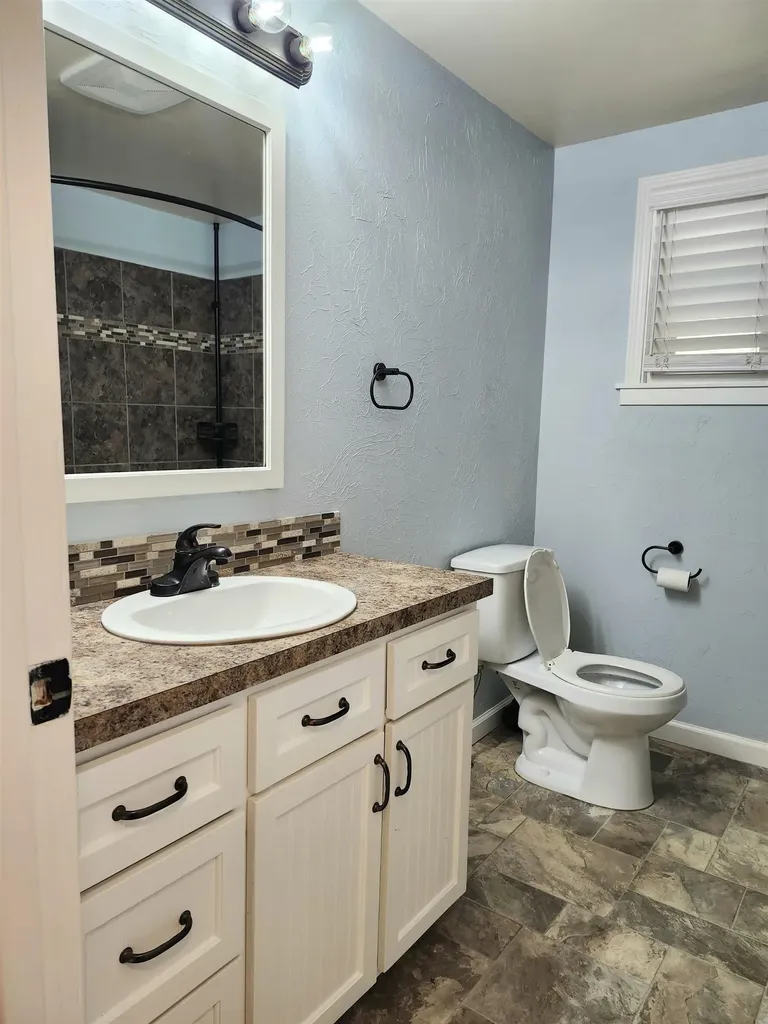 716 Beech Tawas Township MI 48763