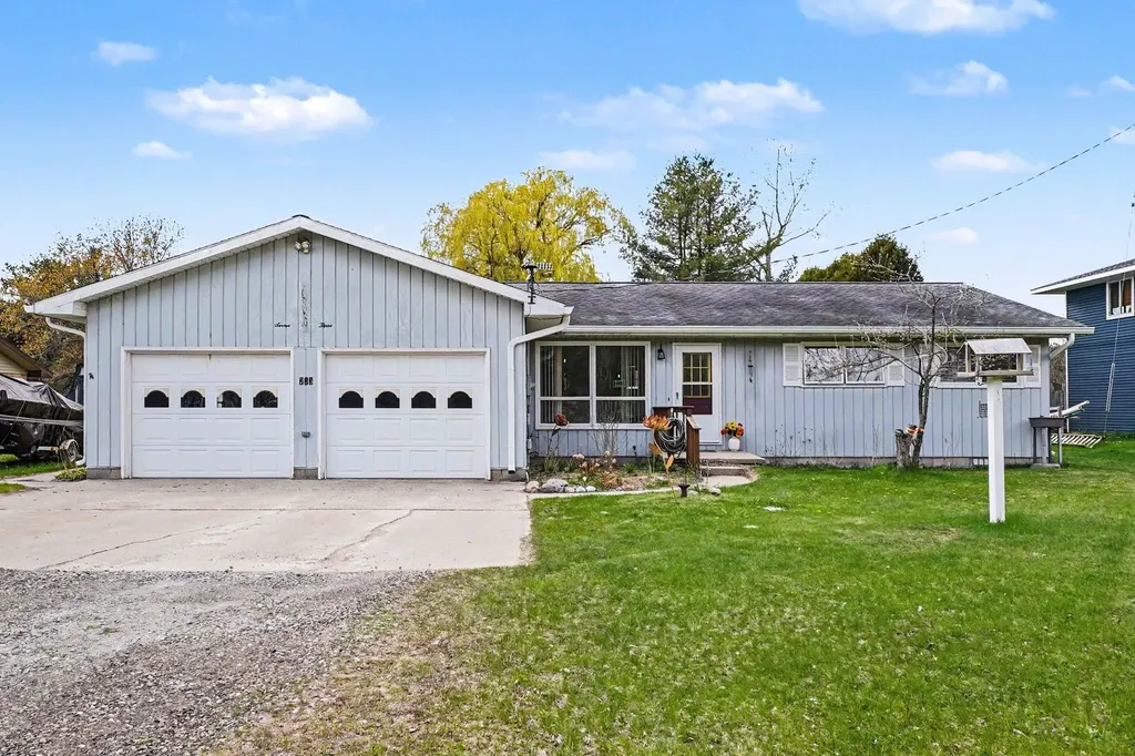 733 Monument Road Baldwin Township MI 48763