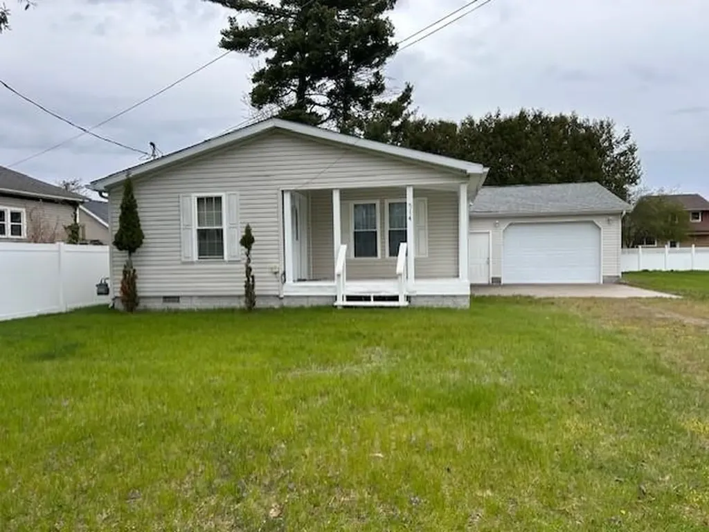 514 Tawas Street Unknown City MI 48730