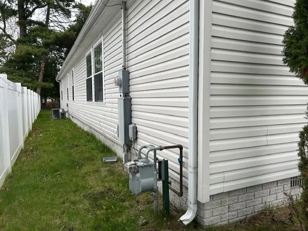 514 Tawas Street Unknown City MI 48730