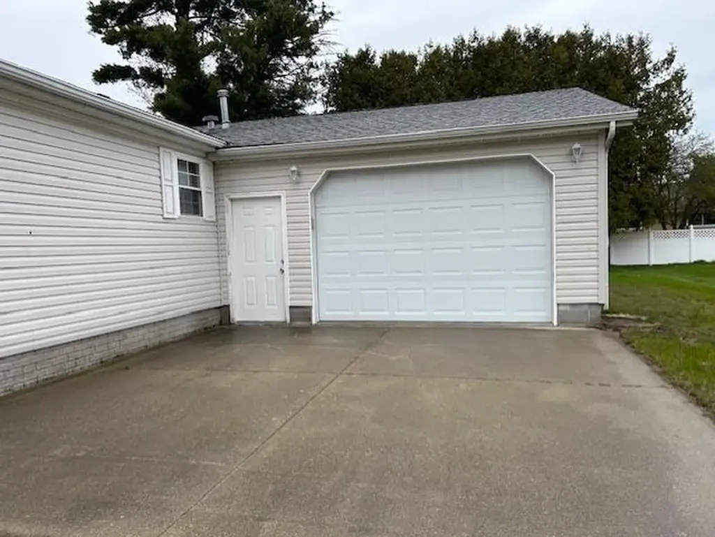 514 Tawas Street Unknown City MI 48730