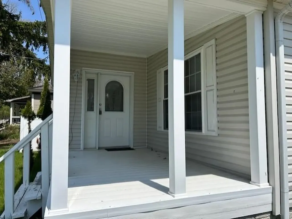 514 Tawas Street Unknown City MI 48730