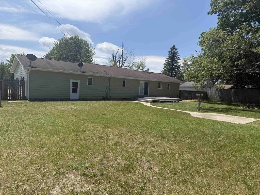 602 Lincoln Street Kalkaska Township MI 49646
