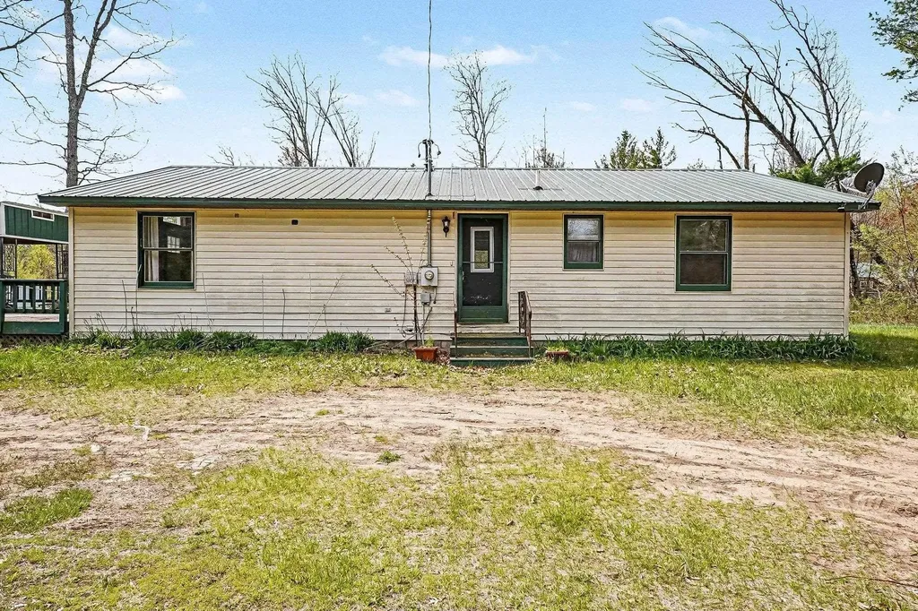 6595 Wickert Road Plainfield Township MI 48739