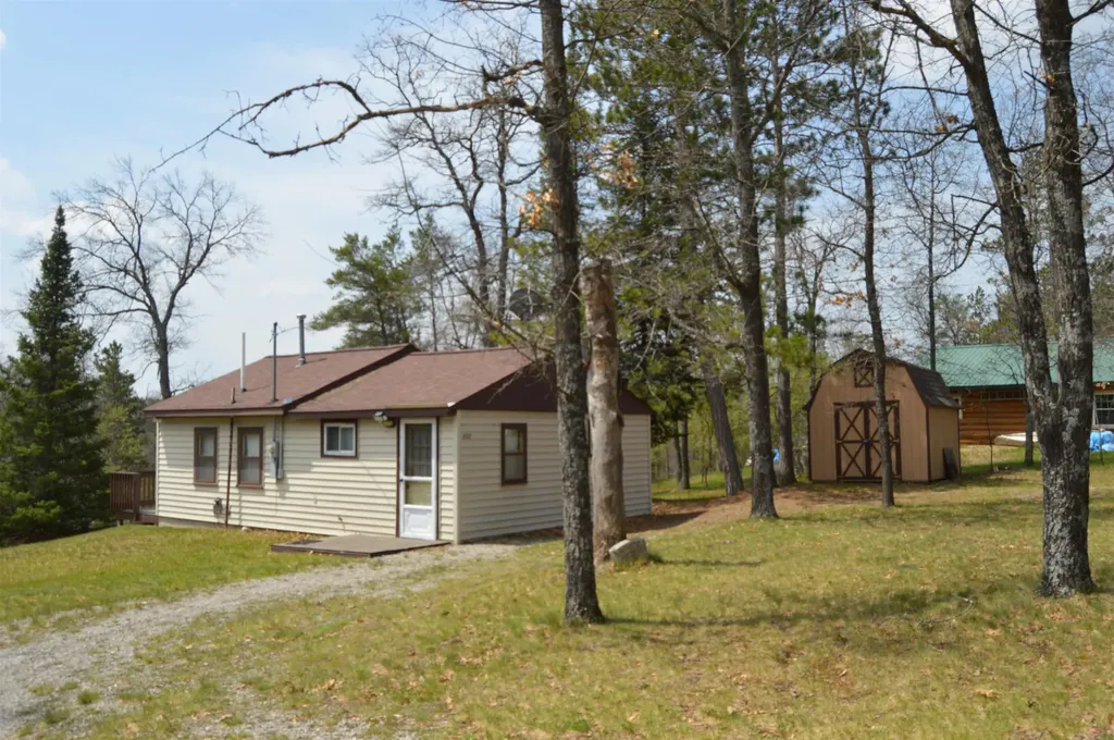 832 Hillcrest Drive Mentor Township MI 48647