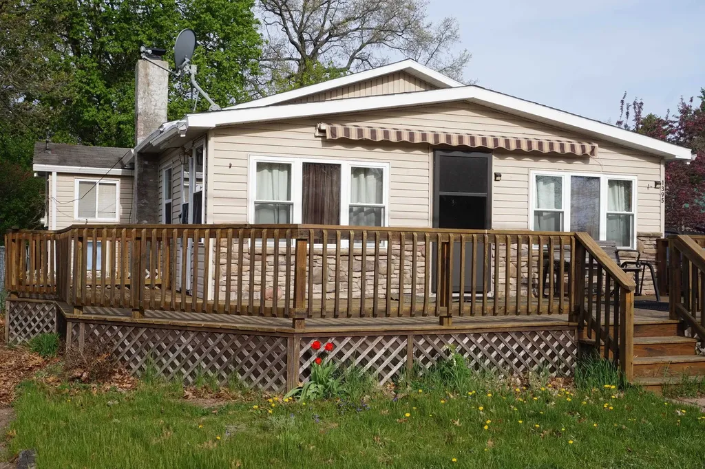 1395 Ash Street Grant Township MI 48748