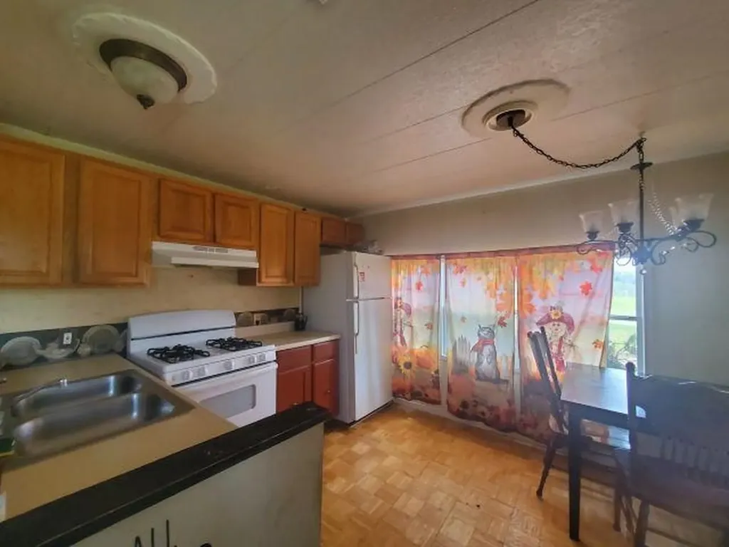 1570 B Street Burleigh Township MI 48770