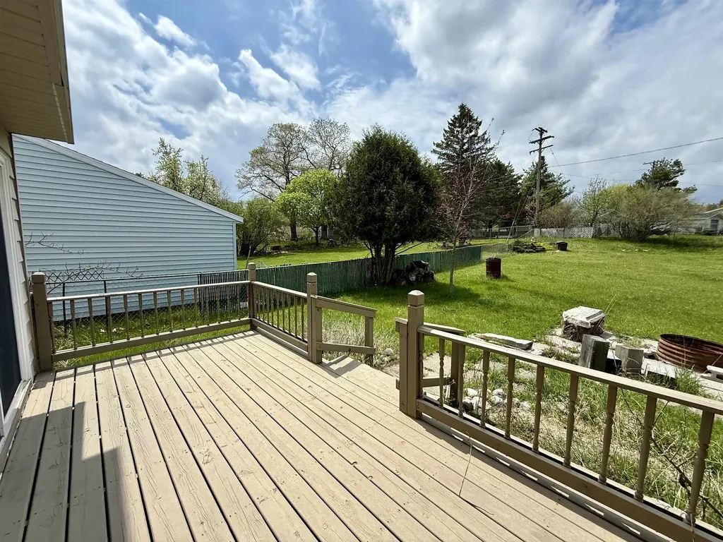 411 Ottawa Drive Oscoda Charter Township MI 48750