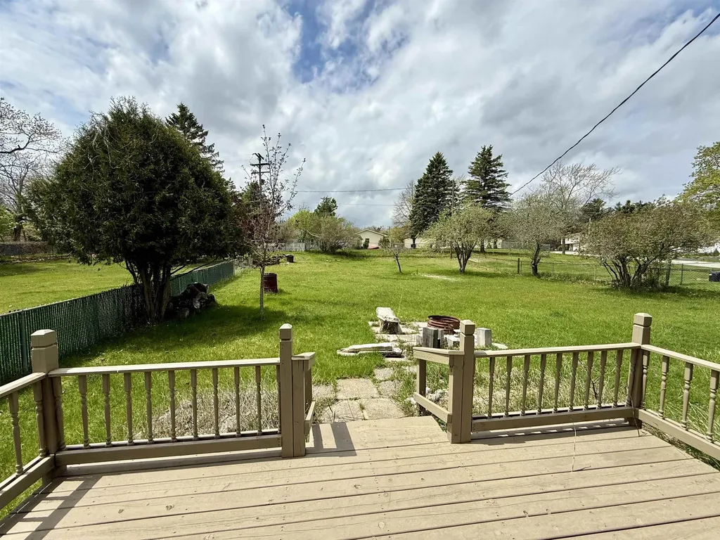 411 Ottawa Drive Oscoda Charter Township MI 48750