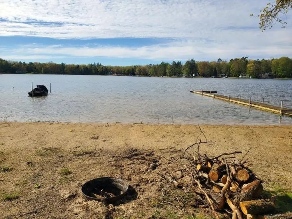 4022 Chippewa Trail Plainfield Township MI 48739