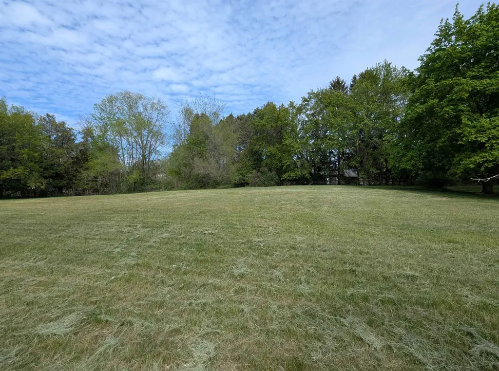 210 N Mackinaw Road Au Gres Township MI 48703
