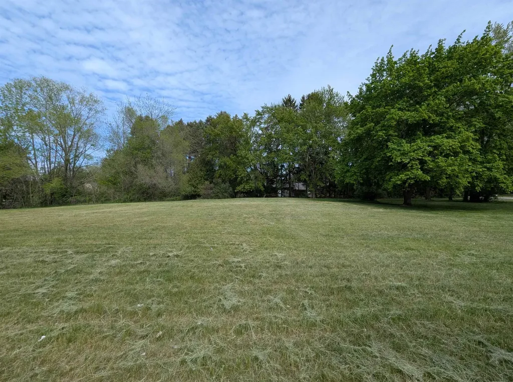 210 N Mackinaw Road Au Gres Township MI 48703