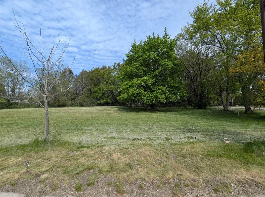 216 N Mackinaw Road Au Gres Township MI 48703