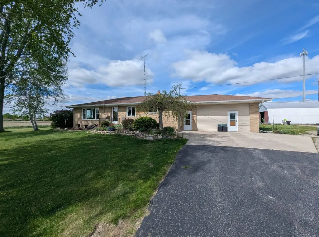 1171 N M-65 Turner Township MI 48766