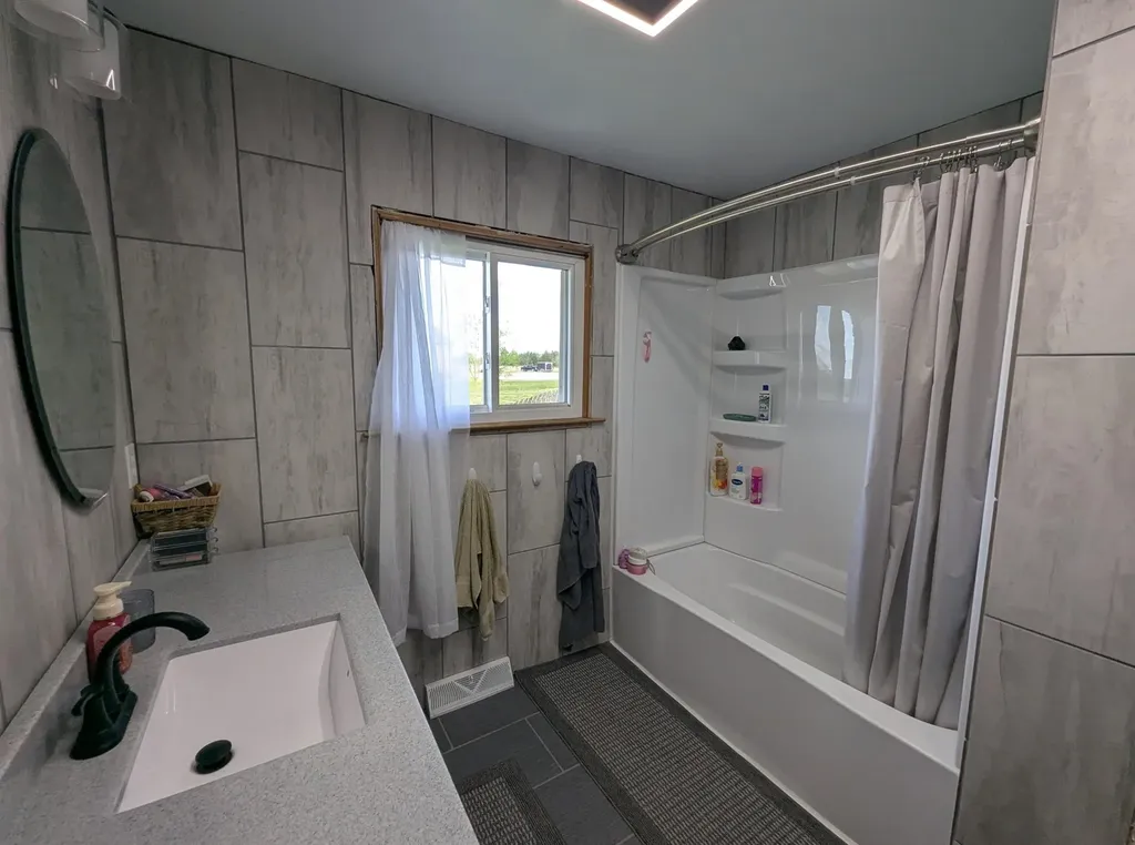 1171 N M-65 Turner Township MI 48766