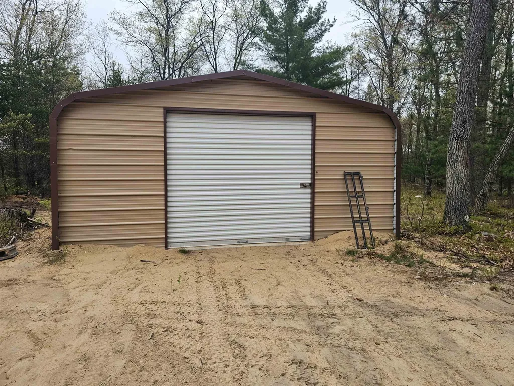 V/l Morawa Trail Plainfield Township MI 48739