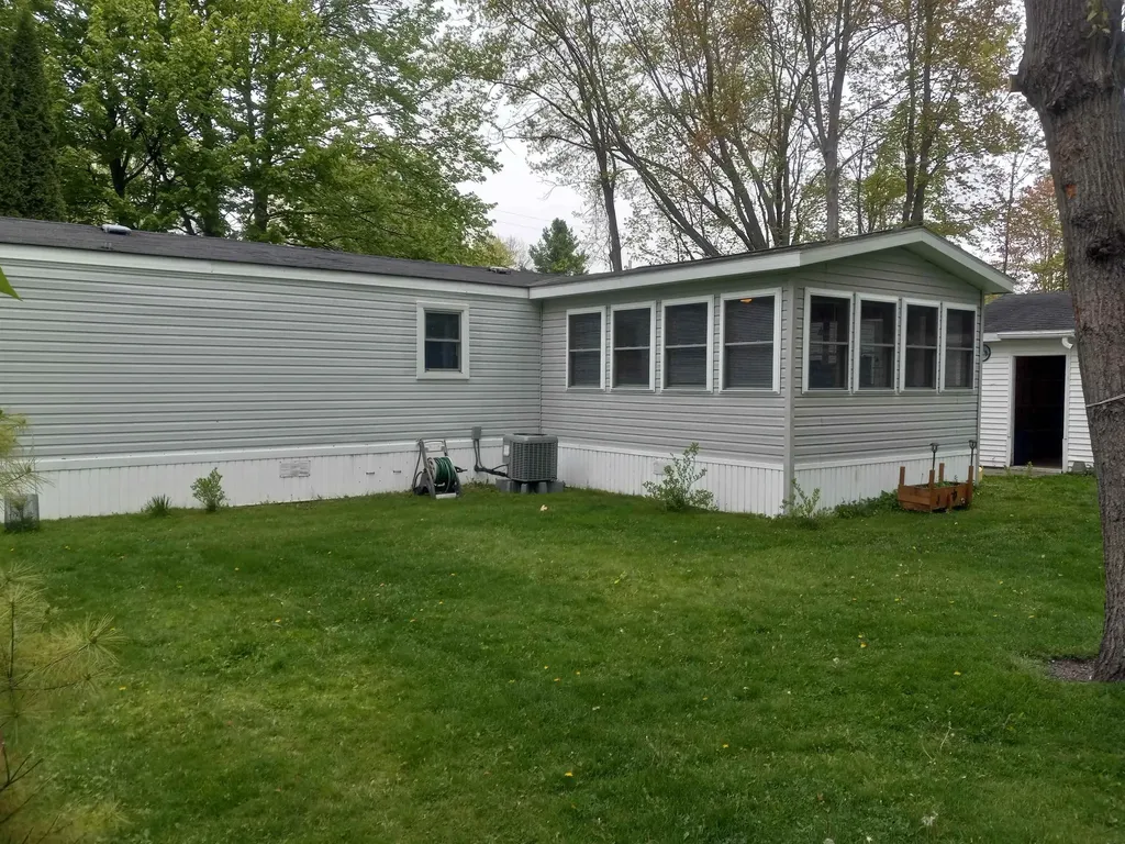 4144 E Anne Street Sims Township MI 48703