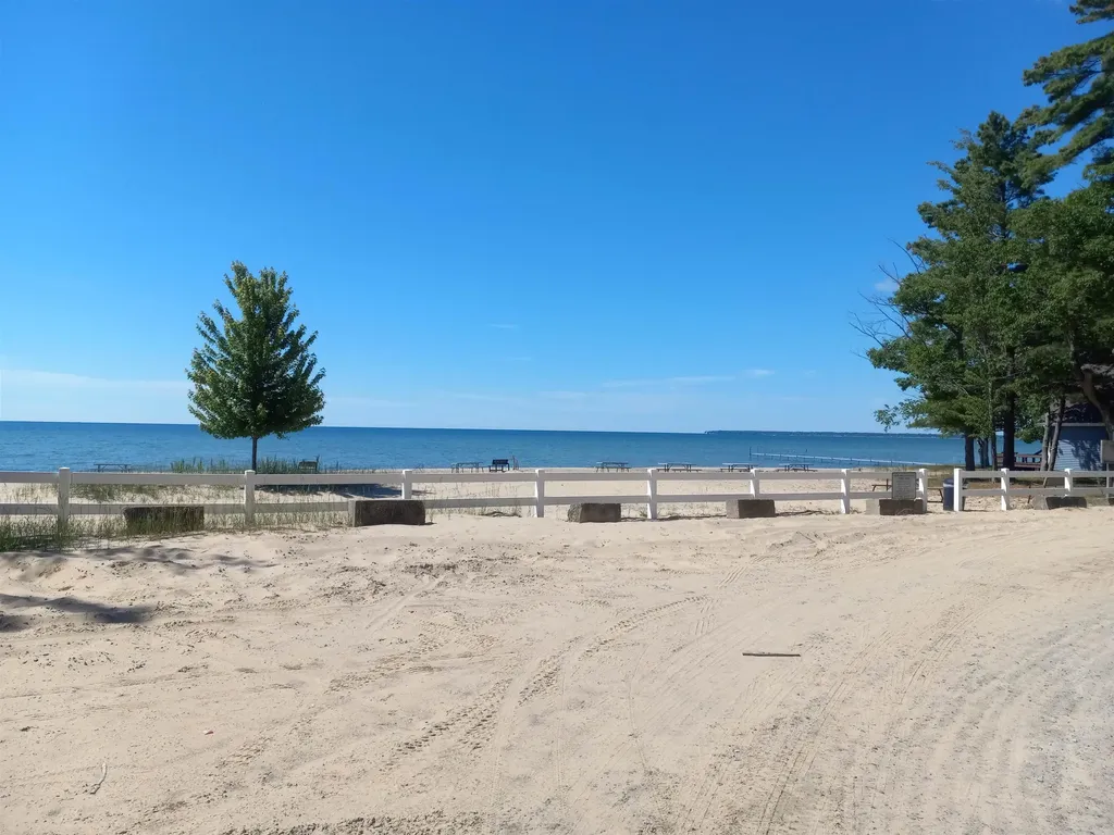 4144 E Anne Street Sims Township MI 48703