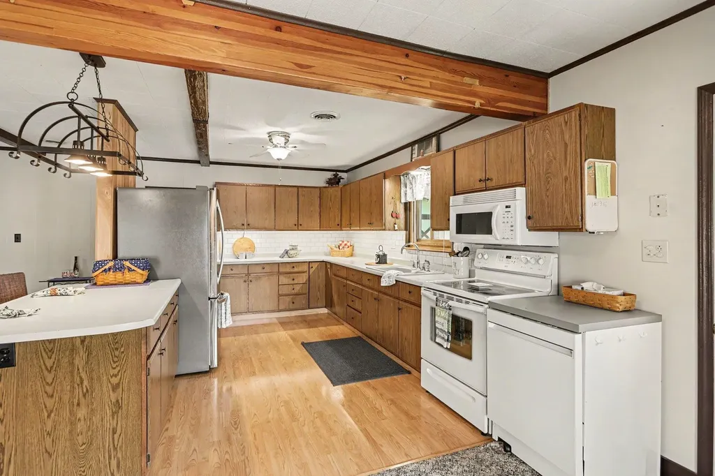 8120 Avalon Drive Plainfield Township MI 48739