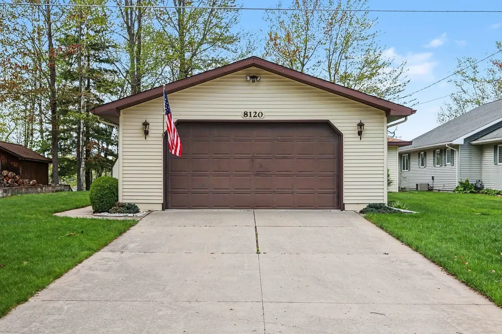 8120 Avalon Drive Plainfield Township MI 48739