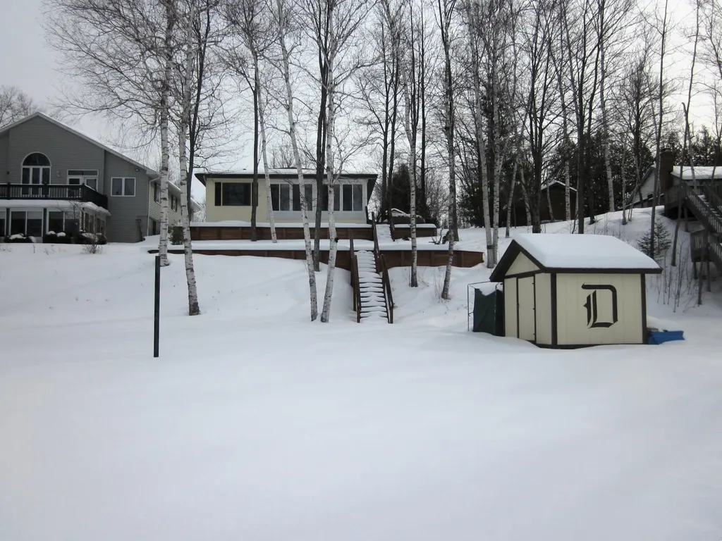 8120 Avalon Drive Plainfield Township MI 48739